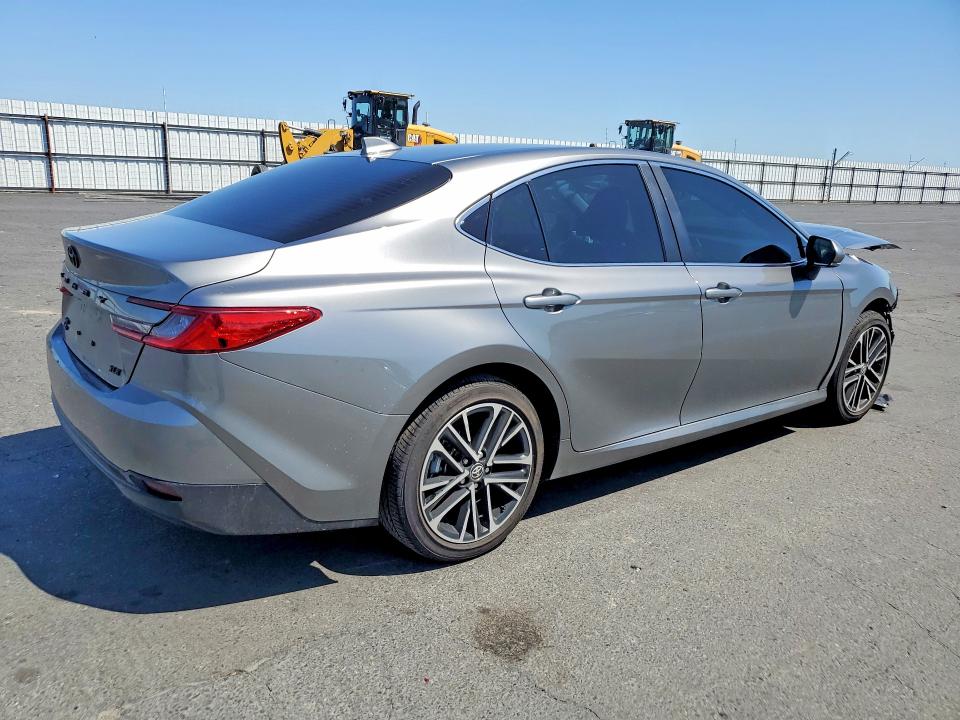 2026 Toyota Camry მანქანა იყიდება აუქციონზე, vin: 4T1DBADK1TU551463, აუქციონის ნომერი: 51834296