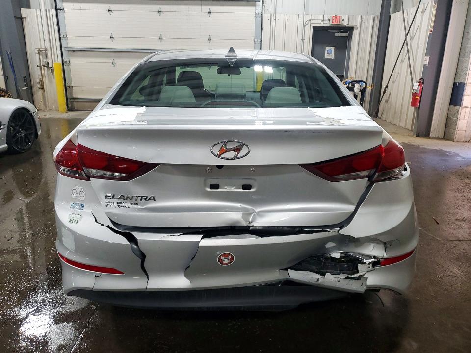 2017 Hyundai Elantra მანქანა იყიდება აუქციონზე, vin: 5NPD84LF9HH107015, აუქციონის ნომერი: 50322286