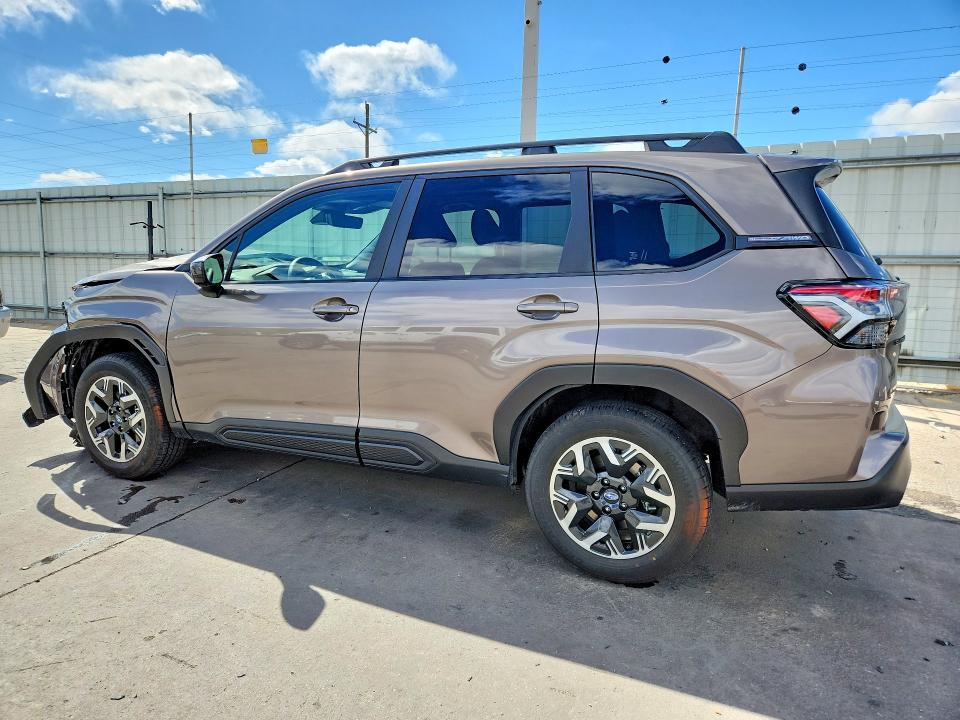 Продажа на аукционе авто 2025 Subaru Forester, vin: JF2SLDDC4SH615796, номер лота: 51346926