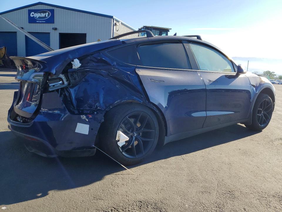 48941756 :رقم المزاد ، 5YJYGDEEXMF153678 vin ، 2021 Tesla Model Y مزاد بيع