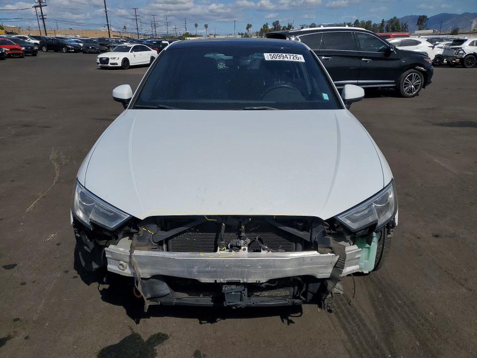 50994726 :رقم المزاد ، WAUUPBFF8HA146136 vin ، 2017 Audi A3 مزاد بيع