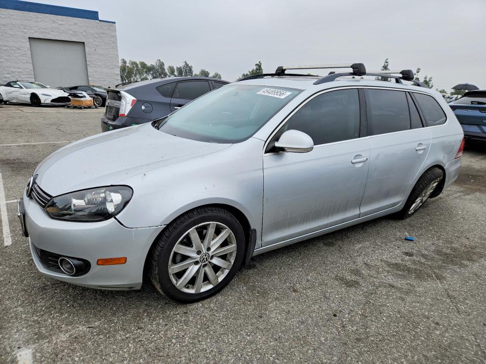 49489956 :رقم المزاد ، 3VWTL7AJ9AM697846 vin ، 2010 Volkswagen Jetta مزاد بيع