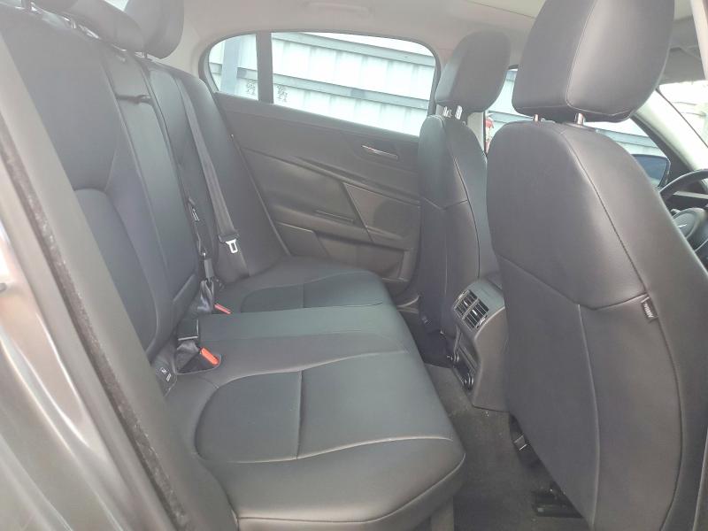 51346586 :رقم المزاد ، SAJAD4FX7JCP28761 vin ، 2018 Jaguar Xe مزاد بيع