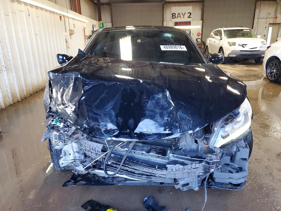 Продажа на аукционе авто 2017 Honda Accord, vin: 1HGCR2F51HA138929, номер лота: 48989016
