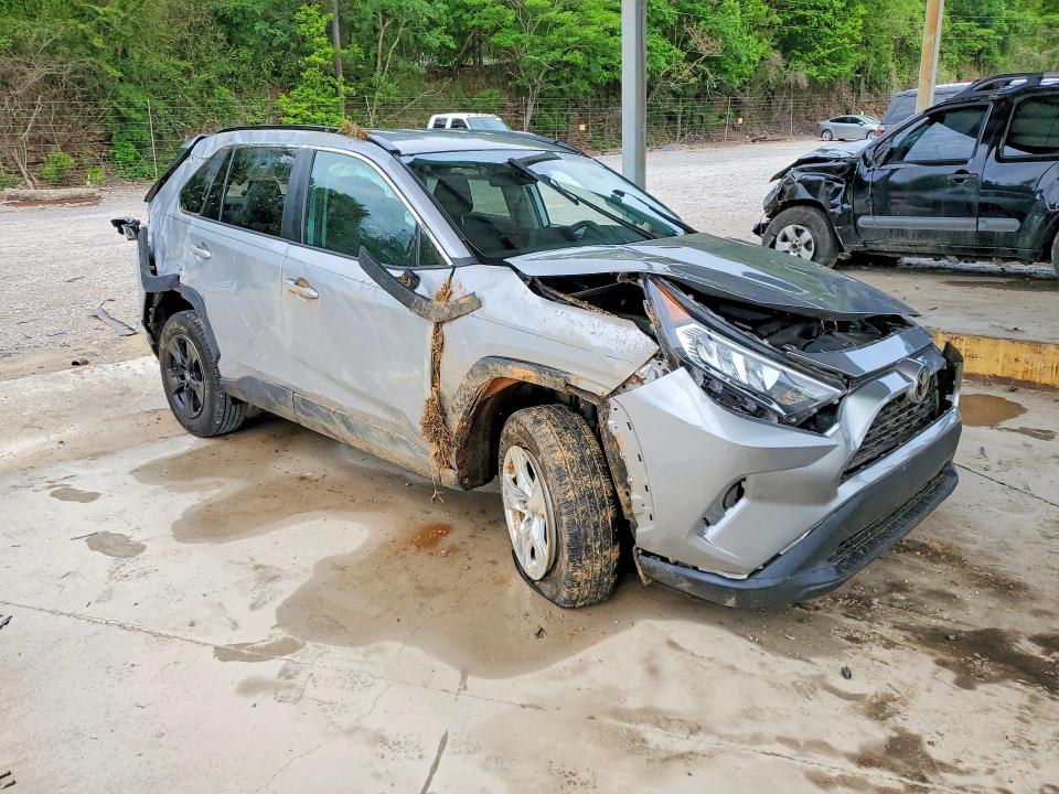 Продаж на аукціоні авто 2021 Toyota Rav4, vin: 2T3W1RFV3MW138244, номер лоту: 51041916