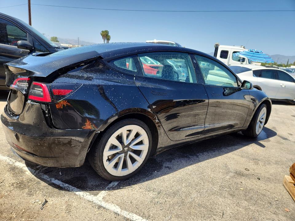 50304576 :رقم المزاد ، 5YJ3E1EA3NF188043 vin ، 2022 Tesla Model 3 مزاد بيع