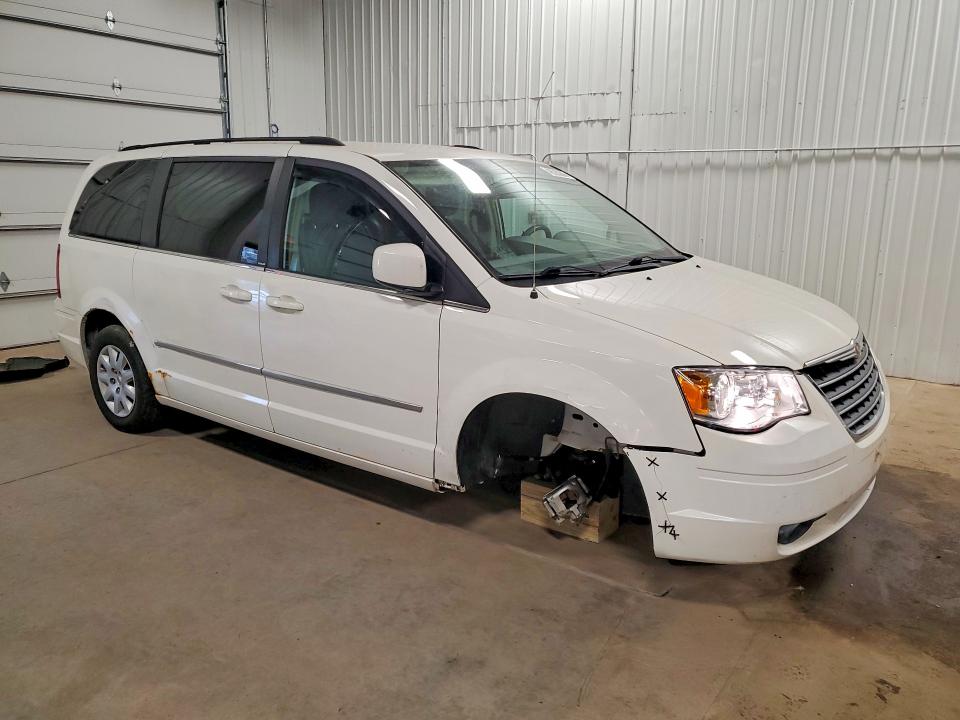 48520206 :رقم المزاد ، 2A4RR5D1XAR347947 vin ، 2010 Chrysler Town & Country مزاد بيع