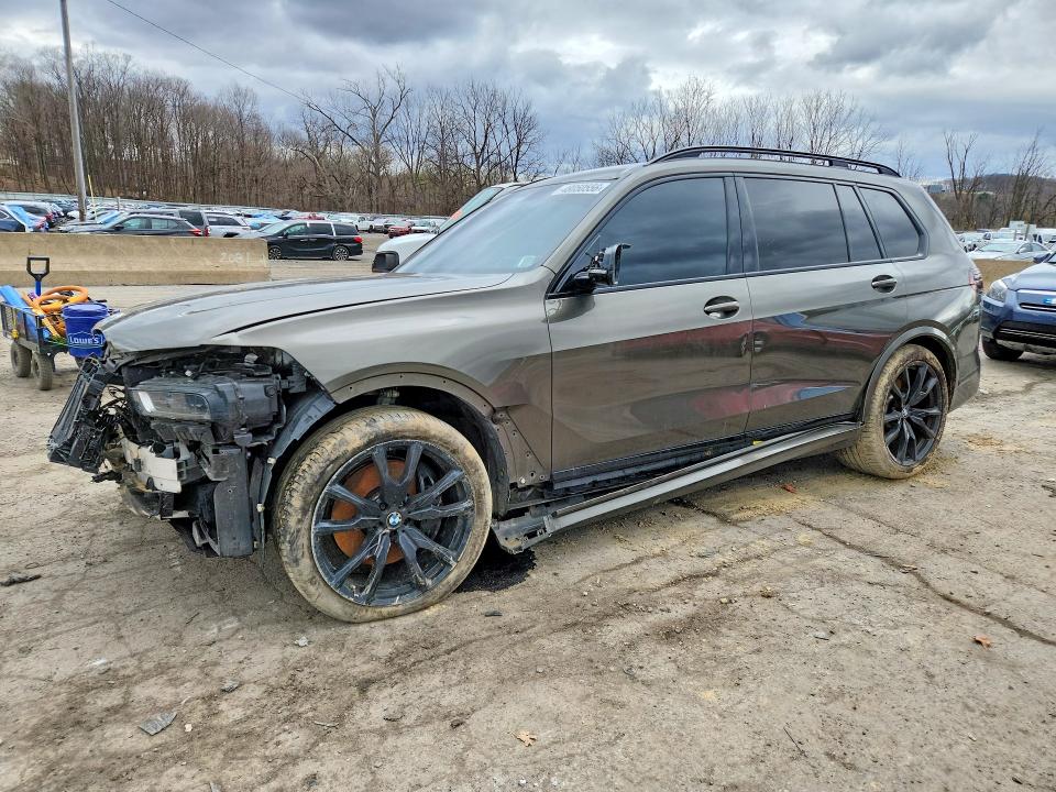 2024 Bmw X7 მანქანა იყიდება აუქციონზე, vin: 5UX33EM08R9U31933, აუქციონის ნომერი: 48050556