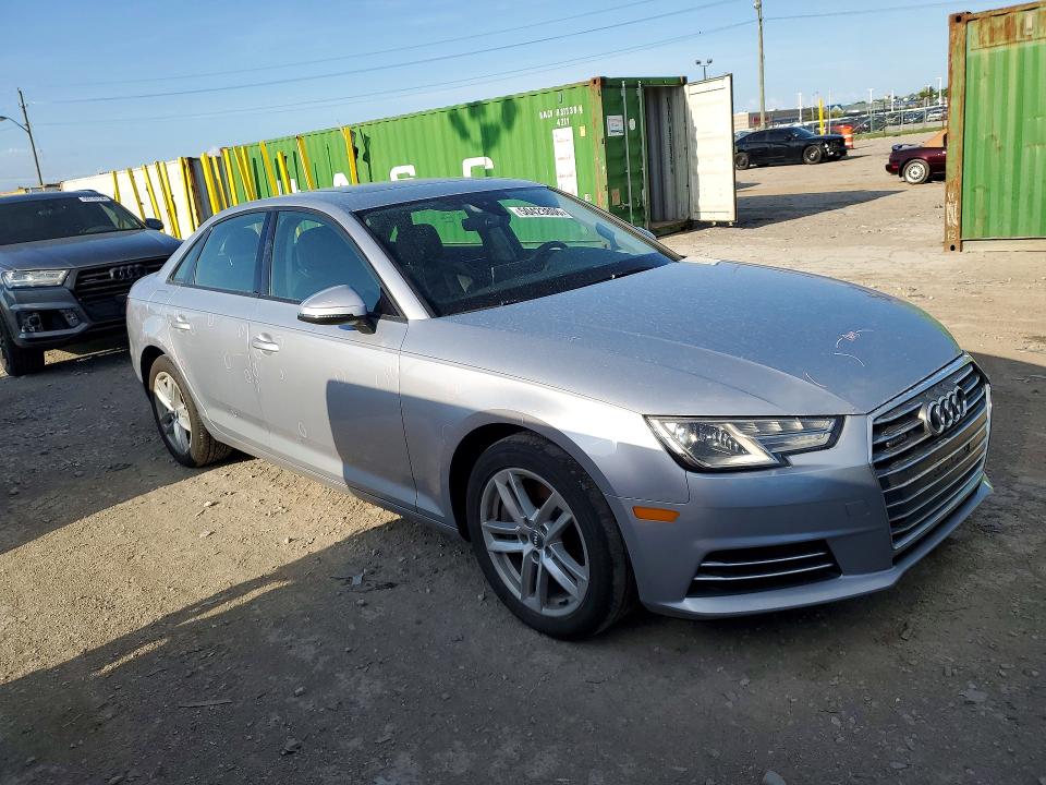 Продажа на аукционе авто 2017 Audi A4, vin: WAUANAF45HN027311, номер лота: 50423806