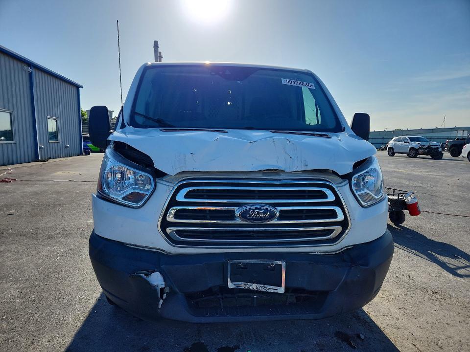 2018 Ford Transit მანქანა იყიდება აუქციონზე, vin: 1FTYR1ZM8JKB32496, აუქციონის ნომერი: 50438036