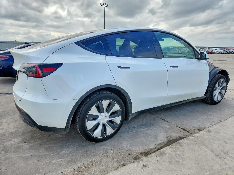 49503216 :رقم المزاد ، 7SAYGDED7RF046475 vin ، 2024 Tesla Model Y مزاد بيع