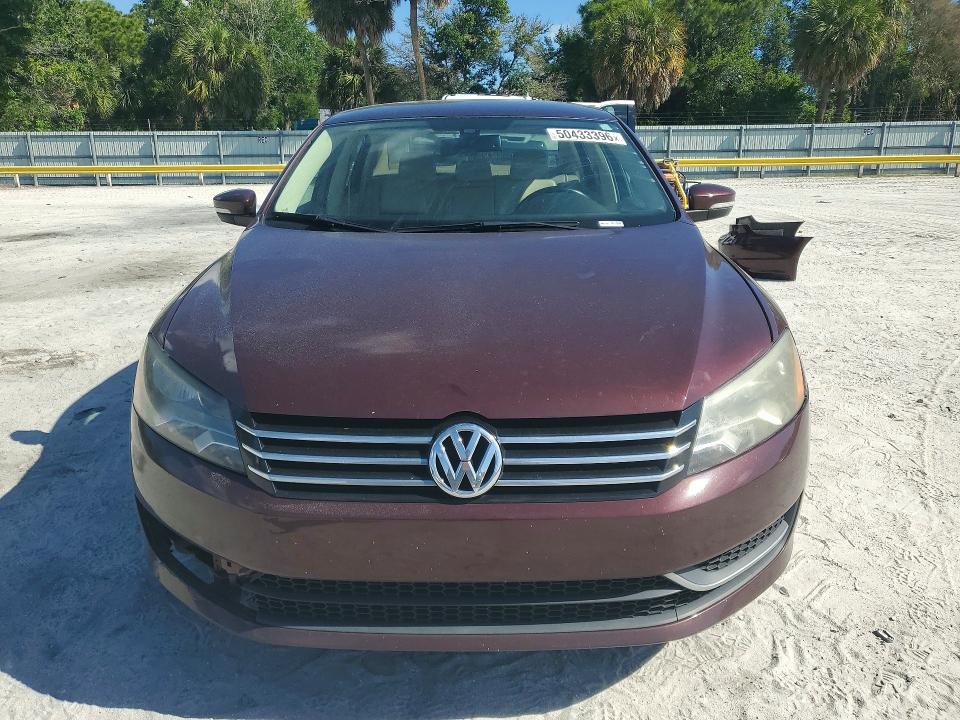 2013 Volkswagen Passat მანქანა იყიდება აუქციონზე, vin: 1VWBP7A37DC043046, აუქციონის ნომერი: 50433396