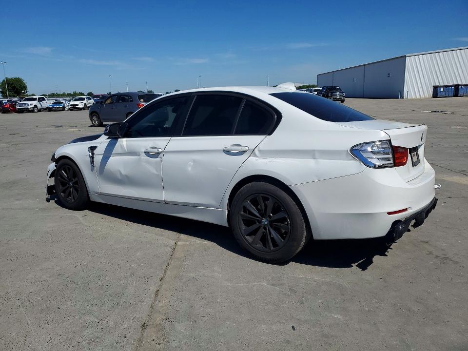 48607016 :رقم المزاد ، WBA3C1C59DF437903 vin ، 2013 Bmw 328 مزاد بيع