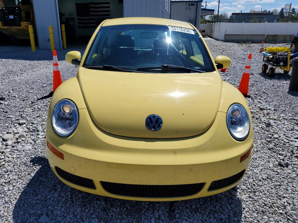 50116256 :رقم المزاد ، 3VWPW31CX9M500052 vin ، 2009 Volkswagen New Beetle مزاد بيع