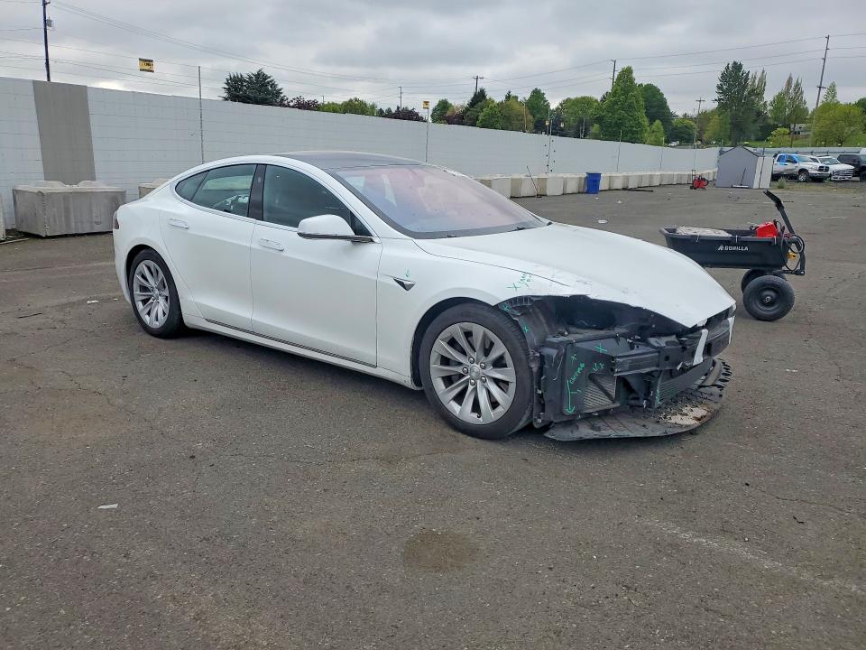 Aukcja sprzedaży 2017 Tesla Model S, vin: 5YJSA1E20HF215266, numer aukcji: 51154736