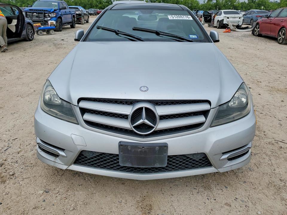 Продажа на аукционе авто 2013 Mercedes-benz C, vin: WDDGJ4HB2DG063533, номер лота: 51209776