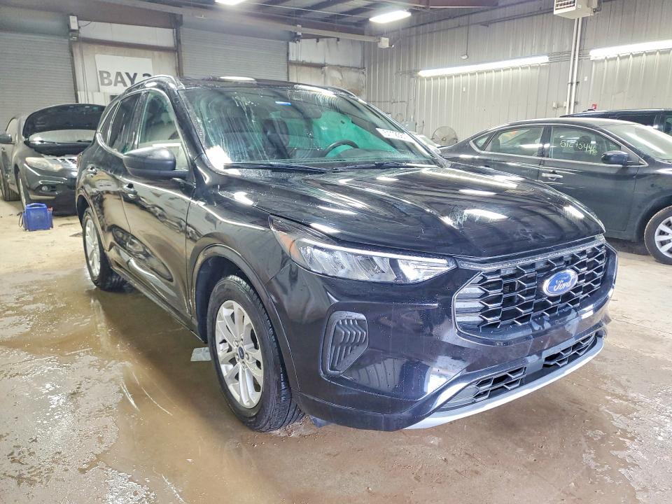 2023 Ford Escape მანქანა იყიდება აუქციონზე, vin: 1FMCU0MZ7PUA15393, აუქციონის ნომერი: 51123616