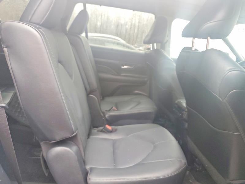Продажа на аукционе авто 2024 Toyota Grand Highlander, vin: 5TDAAAB57RS069097, номер лота: 49865826