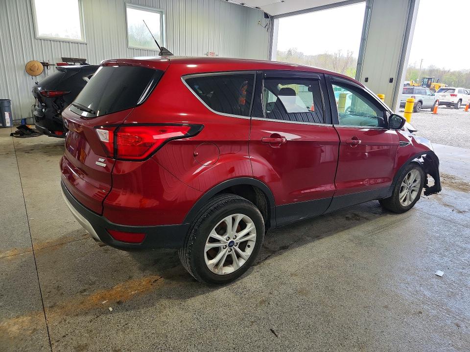 Продаж на аукціоні авто 2019 Ford Escape, vin: 1FMCU0GD4KUB94470, номер лоту: 51100986