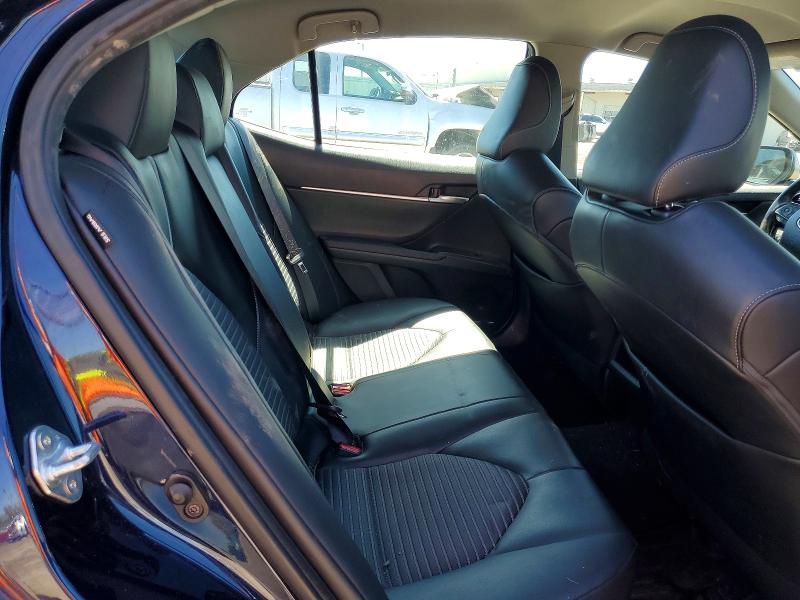 49914416 :رقم المزاد ، 4T1G11BK5MU035871 vin ، 2021 Toyota Camry مزاد بيع