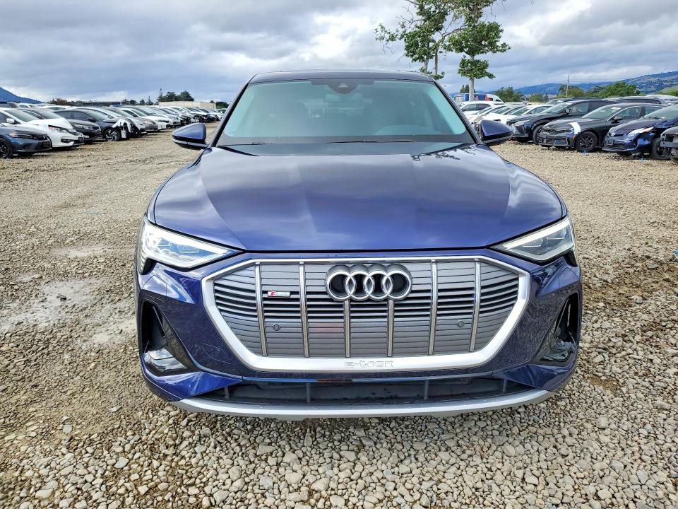 Aukcja sprzedaży 2022 Audi E-tron, vin: WA11AAGEXNB020559, numer aukcji: 50621456