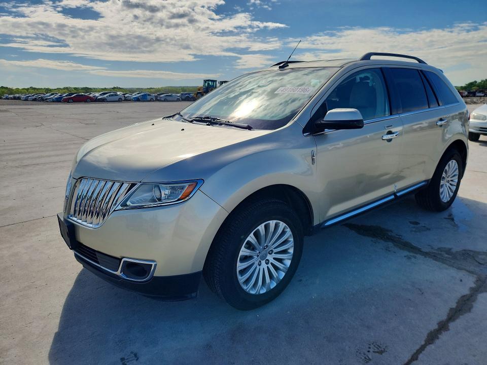 49160196 :رقم المزاد ، 2LMDJ6JK9BBJ23671 vin ، 2011 Lincoln Townhouse Mkx مزاد بيع