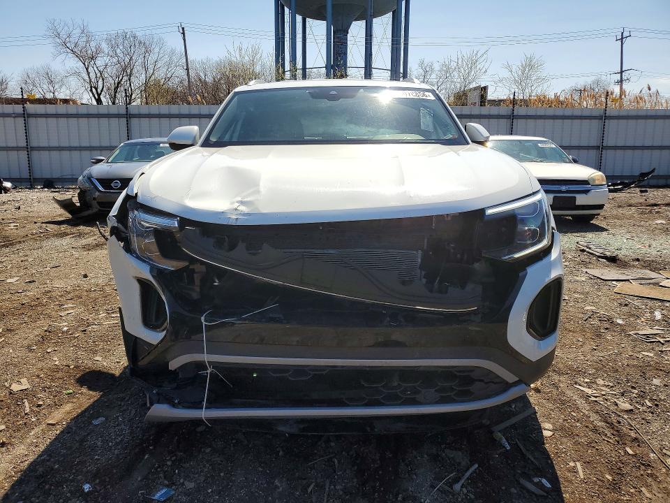 2025 Volkswagen Atlas Cross Sport მანქანა იყიდება აუქციონზე, vin: 1V2WE2CA7SC220571, აუქციონის ნომერი: 49070856