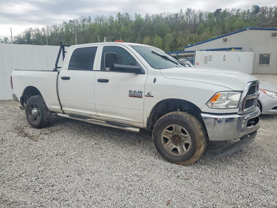 48474556 :رقم المزاد ، 3C6UR5CL3HG569532 vin ، 2017 Ram 2500 مزاد بيع