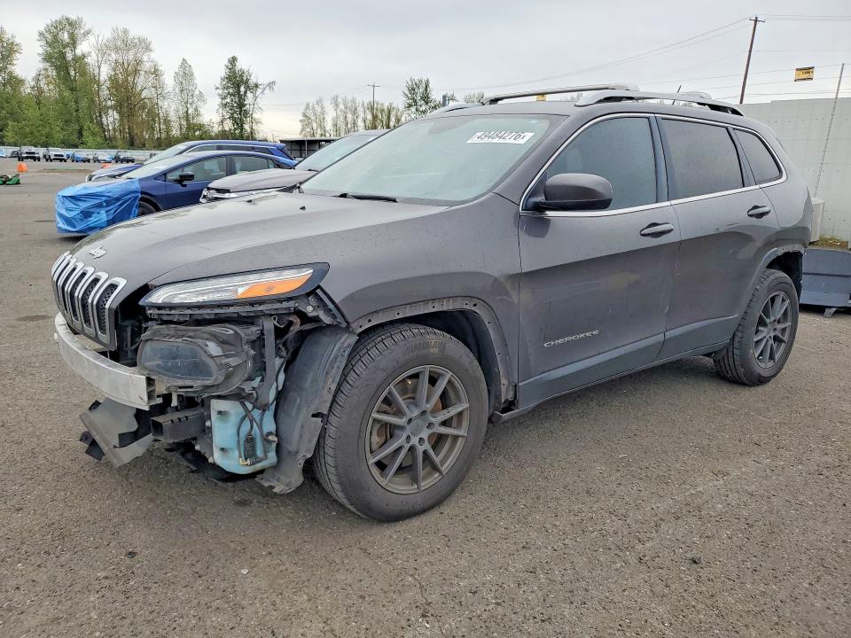 49484276 :رقم المزاد ، 1C4PJLCB7GW374185 vin ، 2016 Jeep Cherokee مزاد بيع