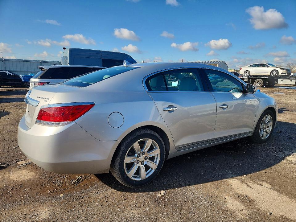 48342176 :رقم المزاد ، 1G4GC5EDXBF348785 vin ، 2011 Buick Lacrosse مزاد بيع