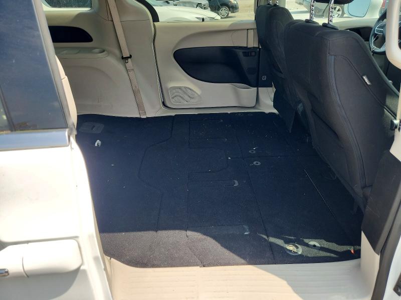 51716586 :رقم المزاد ، 2C4RC1FG3JR116759 vin ، 2018 Chrysler Pacifica مزاد بيع