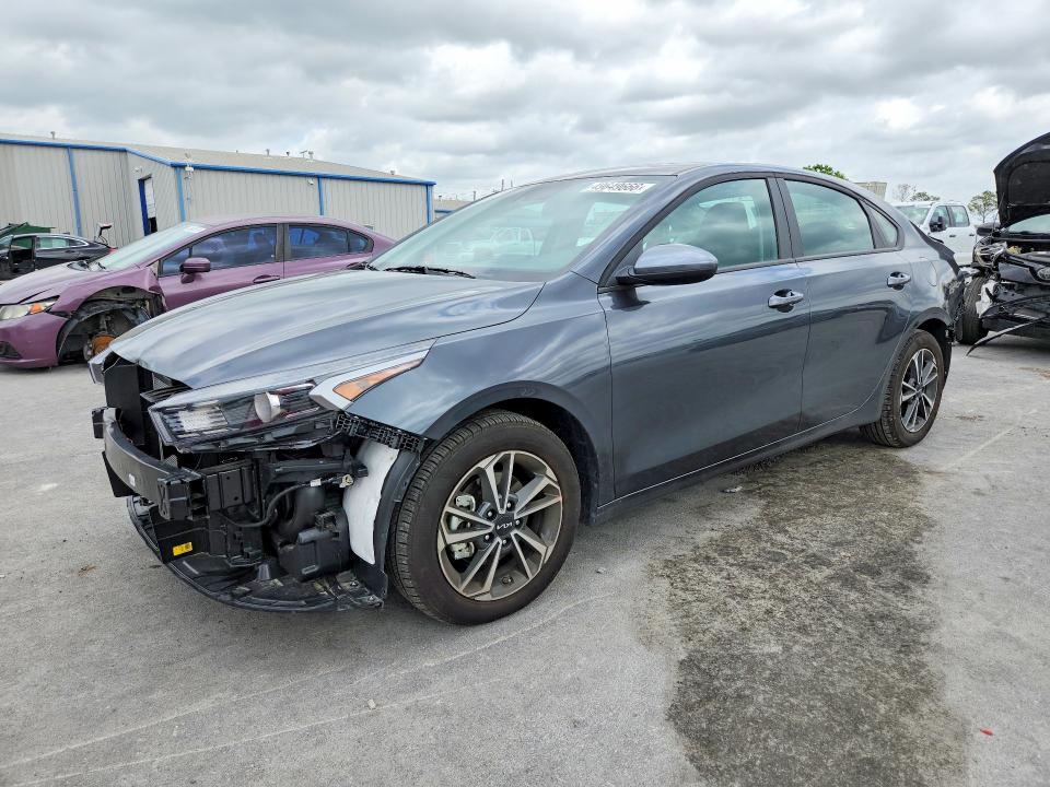 49649666 :رقم المزاد ، 3KPF24AD7RE814177 vin ، 2024 Kia Forte مزاد بيع