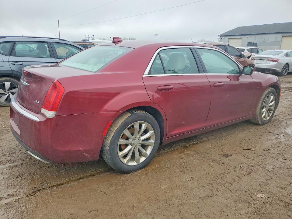 2015 Chrysler 300 მანქანა იყიდება აუქციონზე, vin: 2C3CCARG0FH838967, აუქციონის ნომერი: 50389246