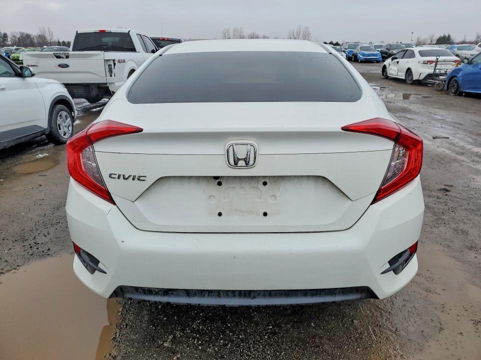 Продаж на аукціоні авто 2018 Honda Civic, vin: 2HGFC2F50JH013846, номер лоту: 46206066
