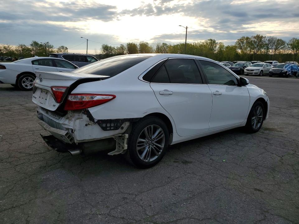 2017 Toyota Camry მანქანა იყიდება აუქციონზე, vin: 4T1BF1FK0HU327987, აუქციონის ნომერი: 48965696