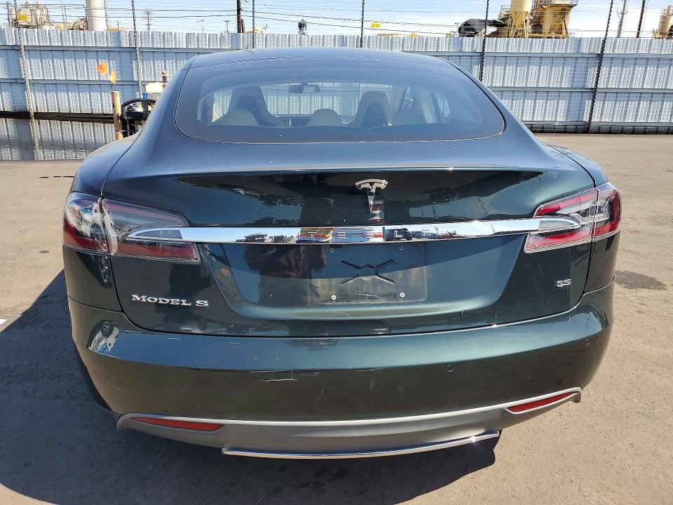 50810206 :رقم المزاد ، 5YJSA1H15EFP33842 vin ، 2014 Tesla Model S مزاد بيع