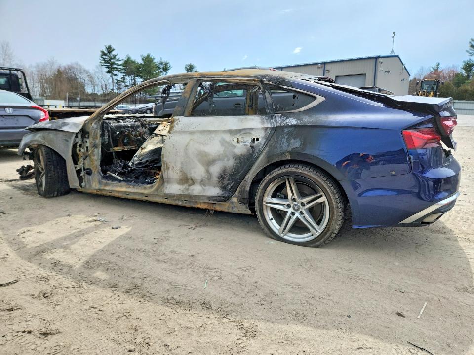49138936 :رقم المزاد ، WAUDACF51MA013811 vin ، 2021 Audi A5 مزاد بيع