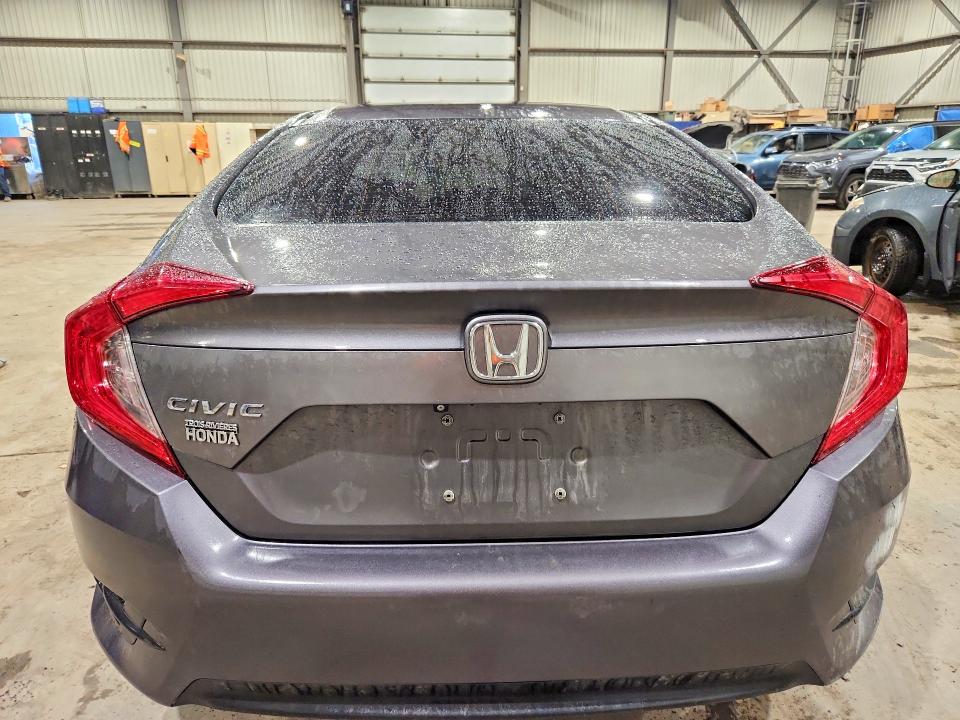Продажа на аукционе авто 2017 Honda Civic, vin: 2HGFC2F56HH030581, номер лота: 49939276