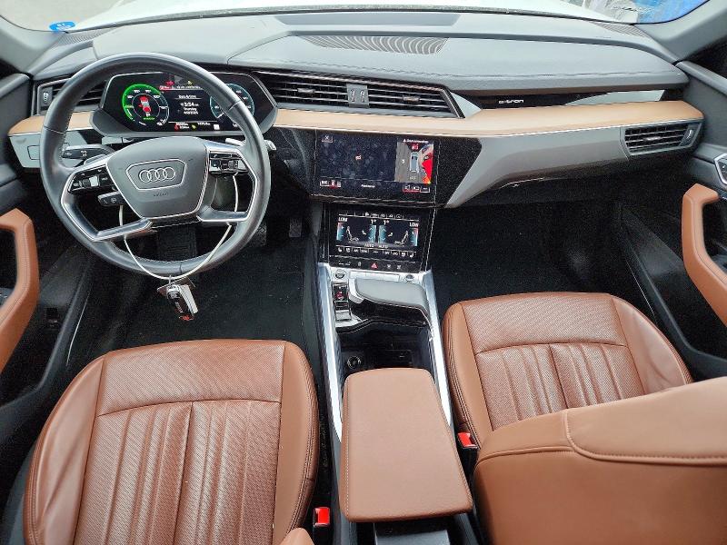 47649736 :رقم المزاد ، WA15AAGE0RB026412 vin ، 2024 Audi Q8 E-tron مزاد بيع