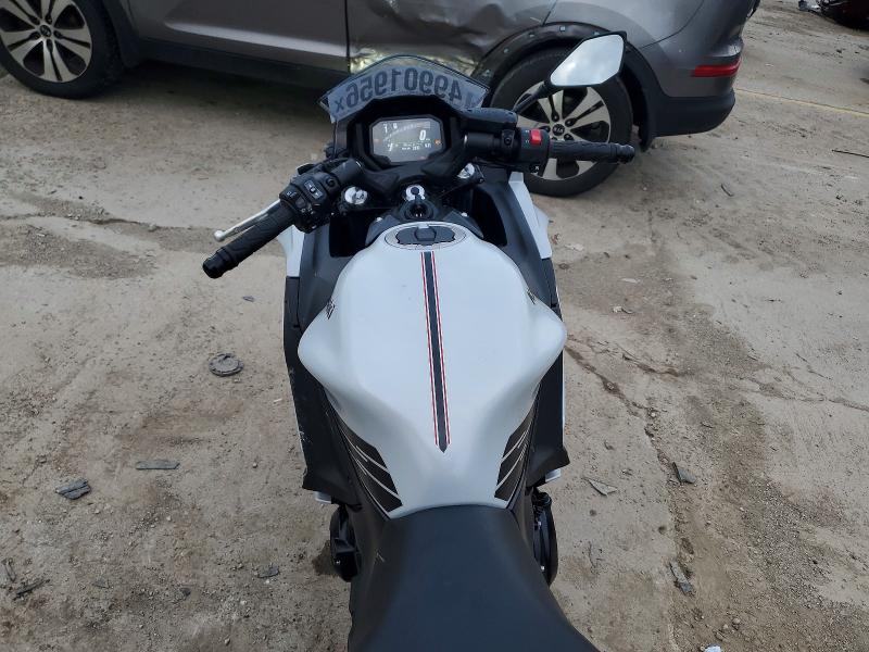 Продажа на аукционе авто 2026 Kawasaki Ex650, vin: ML5EXEP16TDAH0055, номер лота: 49901956