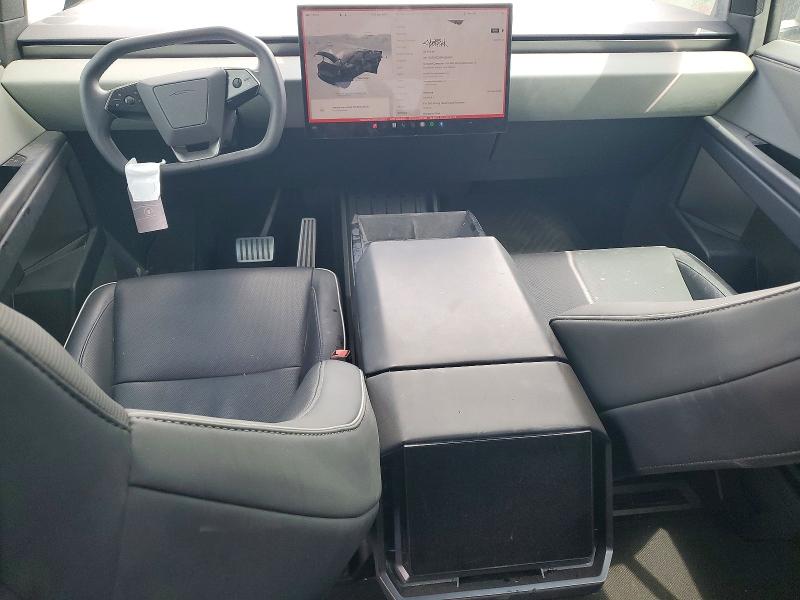 48115136 :رقم المزاد ، 7G2CEHED8RA050601 vin ، 2024 Tesla Cybertruck مزاد بيع