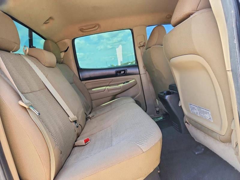 Продаж на аукціоні авто 2015 Toyota Tacoma, vin: 3TMJU4GN2FM192609, номер лоту: 51840396