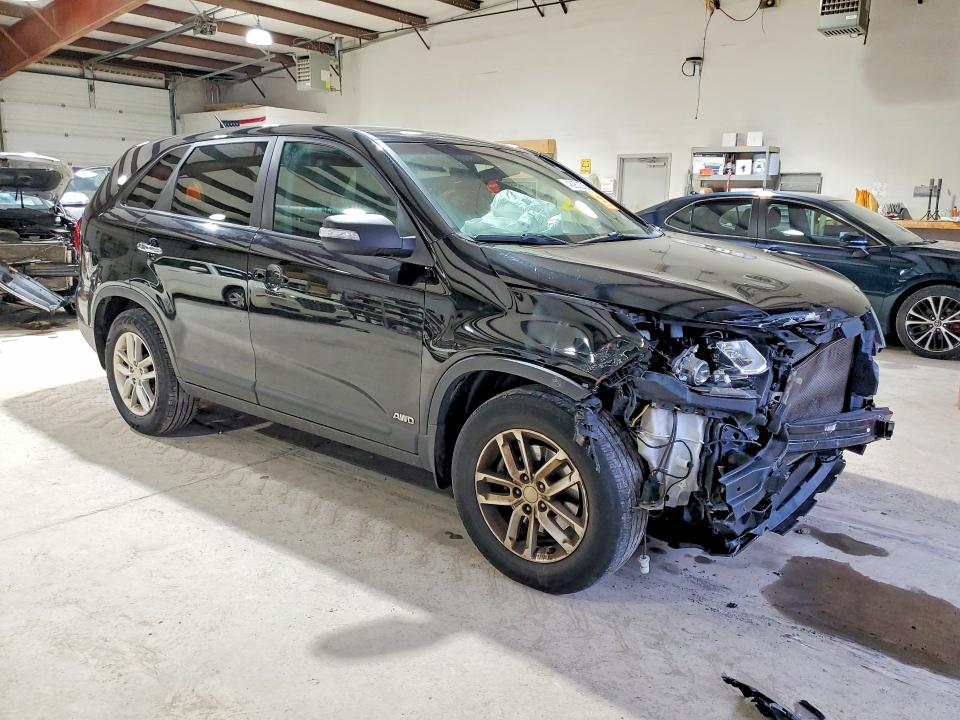 Продажа на аукционе авто 2015 Kia Sorento, vin: 5XYKTCA64FG582885, номер лота: 48262276