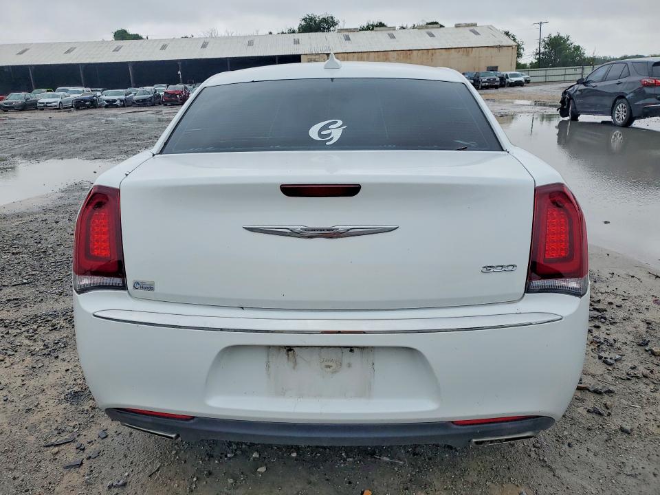 Продаж на аукціоні авто 2016 Chrysler 300, vin: 2C3CCAAG4GH261342, номер лоту: 50524966