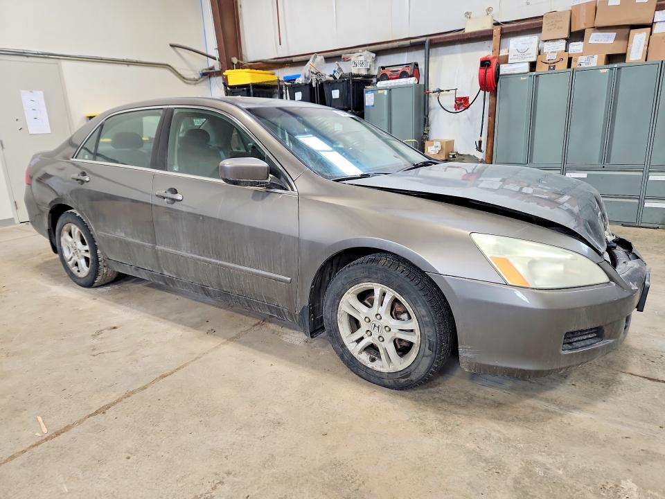 48642766 :رقم المزاد ، 1HGCM56797A807576 vin ، 2007 Honda Accord مزاد بيع