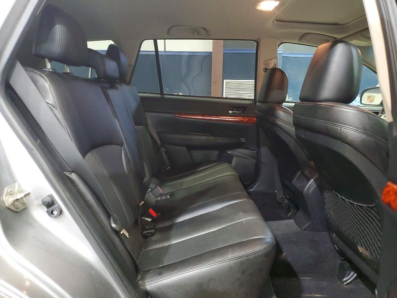 50324586 :رقم المزاد ، 4S4BRBKCXA3338762 vin ، 2010 Subaru Outback مزاد بيع