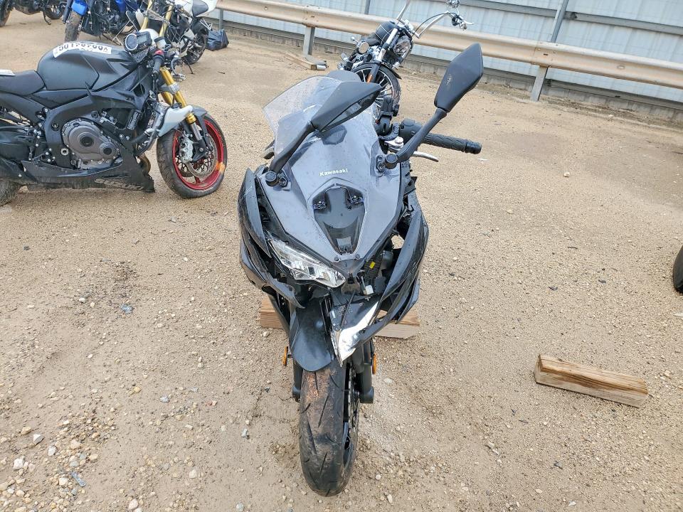 2025 Kawasaki Ex650 მანქანა იყიდება აუქციონზე, vin: ML5EXER12SDAF9470, აუქციონის ნომერი: 50646116