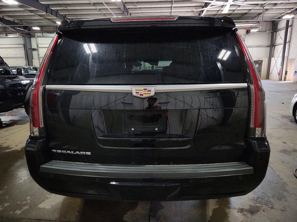Продажа на аукционе авто 2016 Cadillac Escalade, vin: 1GYS4BKJ1GR150679, номер лота: 50320016