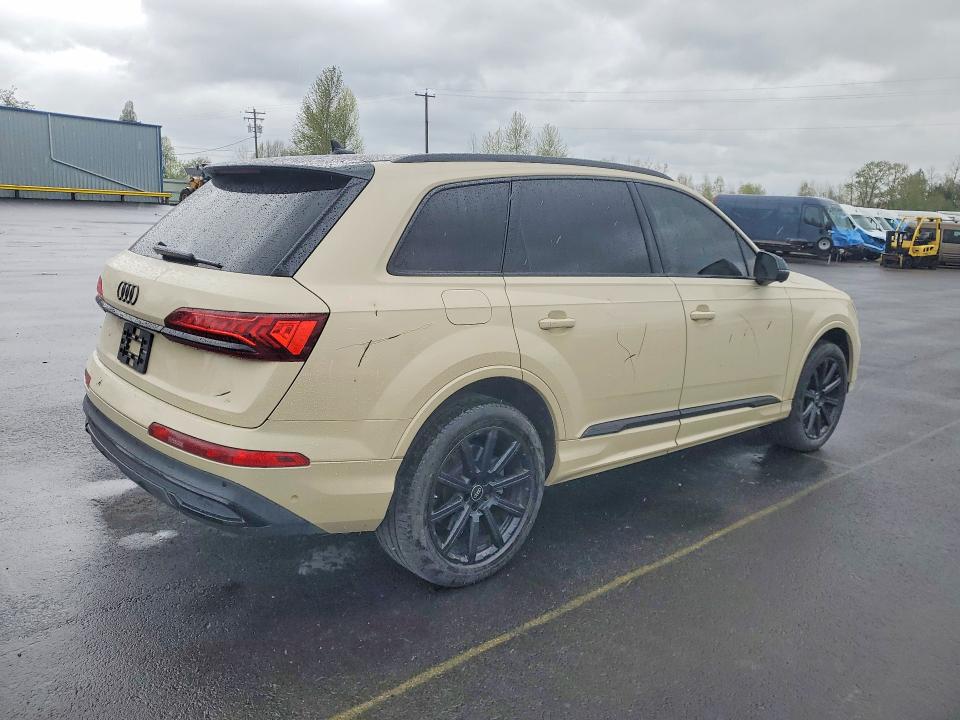 Продаж на аукціоні авто 2022 Audi Q7, vin: WA1LJBF77ND008892, номер лоту: 49833846