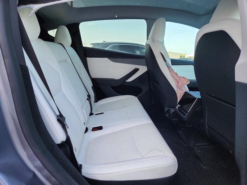 48108486 :رقم المزاد ، 7SAYGDEE8TA395433 vin ، 2026 Tesla Model Y مزاد بيع